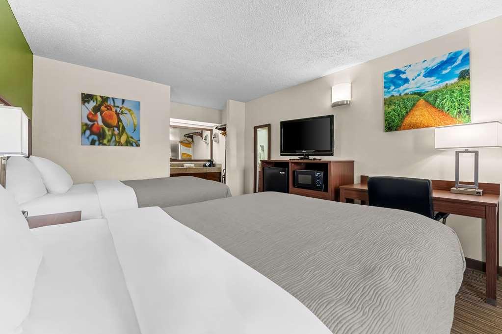 Quality Inn Eastman Room photo